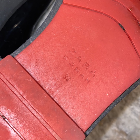 ZARA Ankle Bootie - Picture 4 of 7